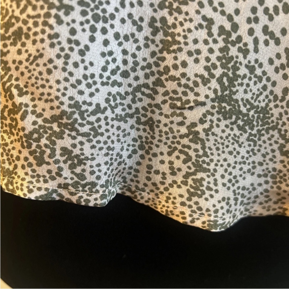 Mango Women's Beige Animal Print Patterned Blouse Longsleeve Stylish XXS NWT - Picture 7 of 8